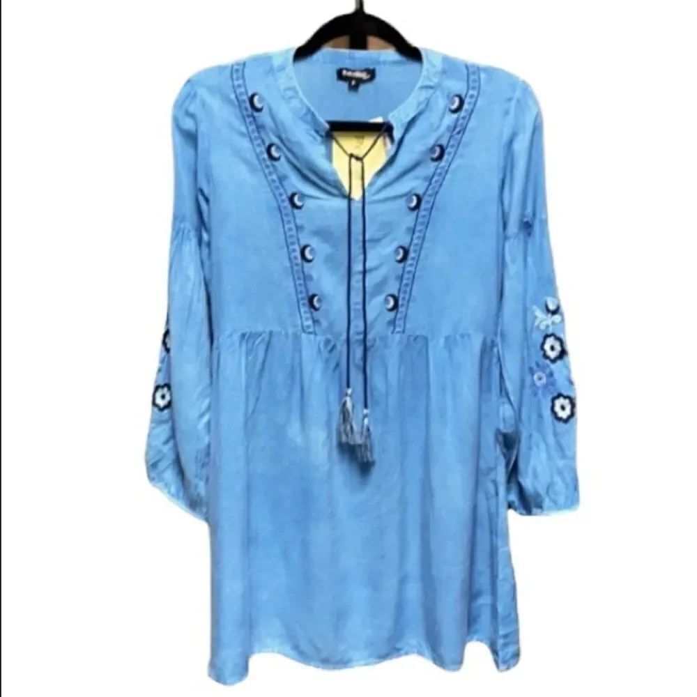 Rebellion L/S  Floral Embroidered Tunic Dress